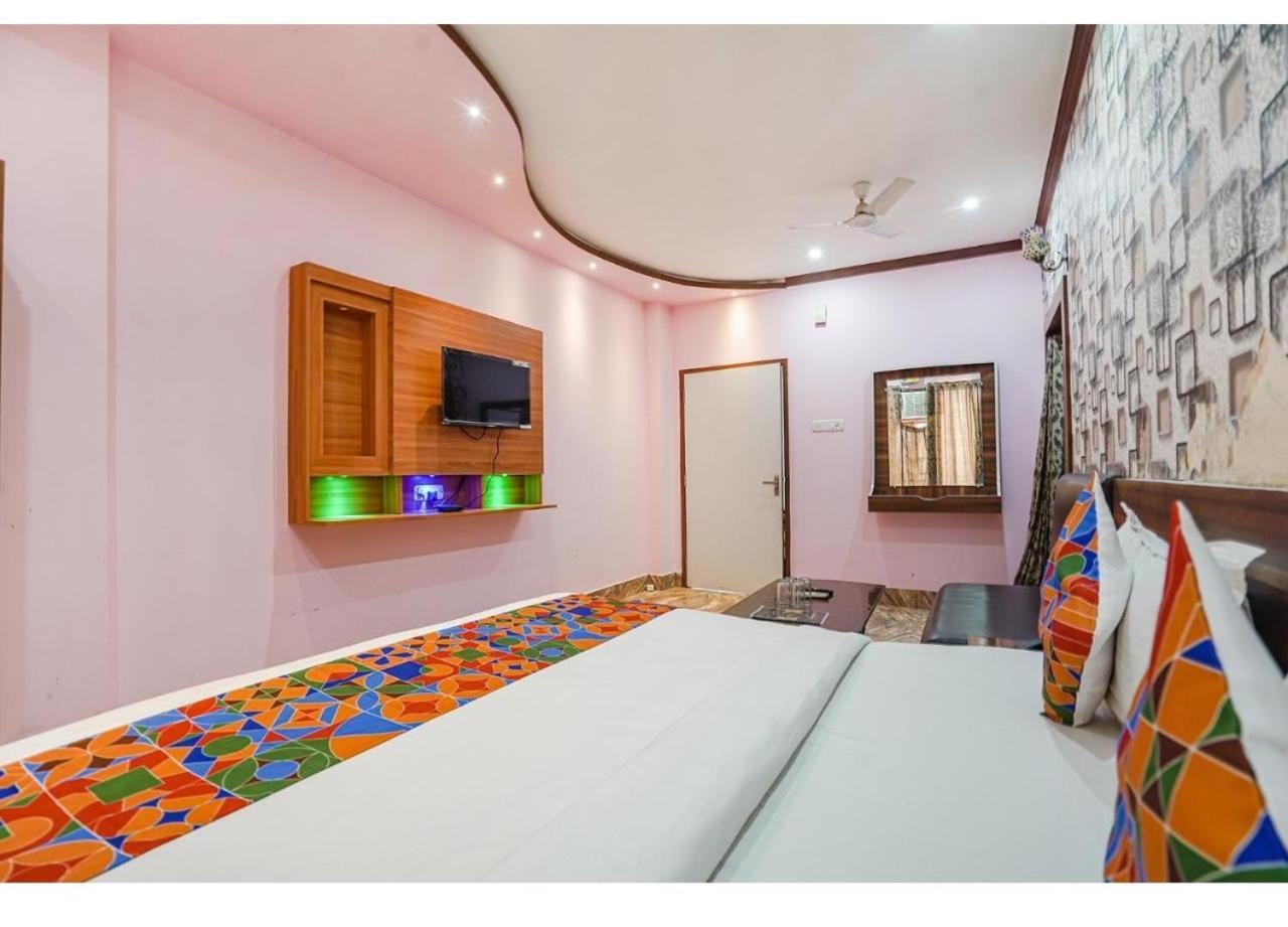 Ashiyana Hotel Varanasi Exterior photo